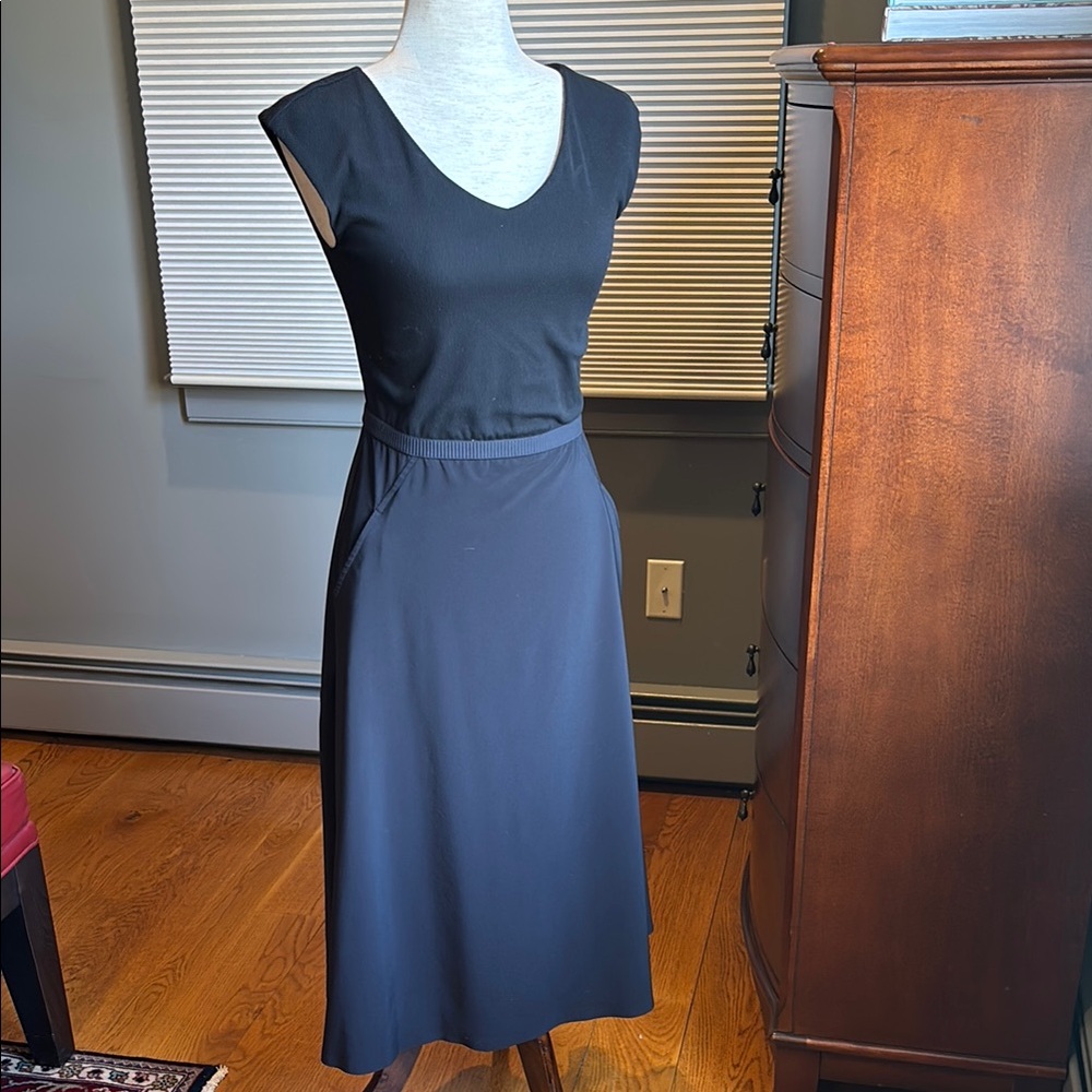 Athleta BLACK Midi Dress V-Neck Sleeveless